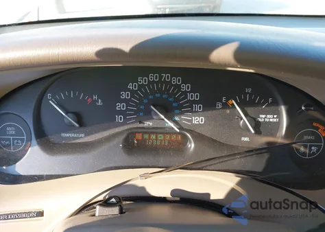 2001 Buick Century Custom z USA, uszkodzony, nr VIN 2G4WS52J211232267